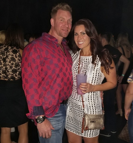 Meet your Posher, Lisa Ginger - Picture 2 of 3